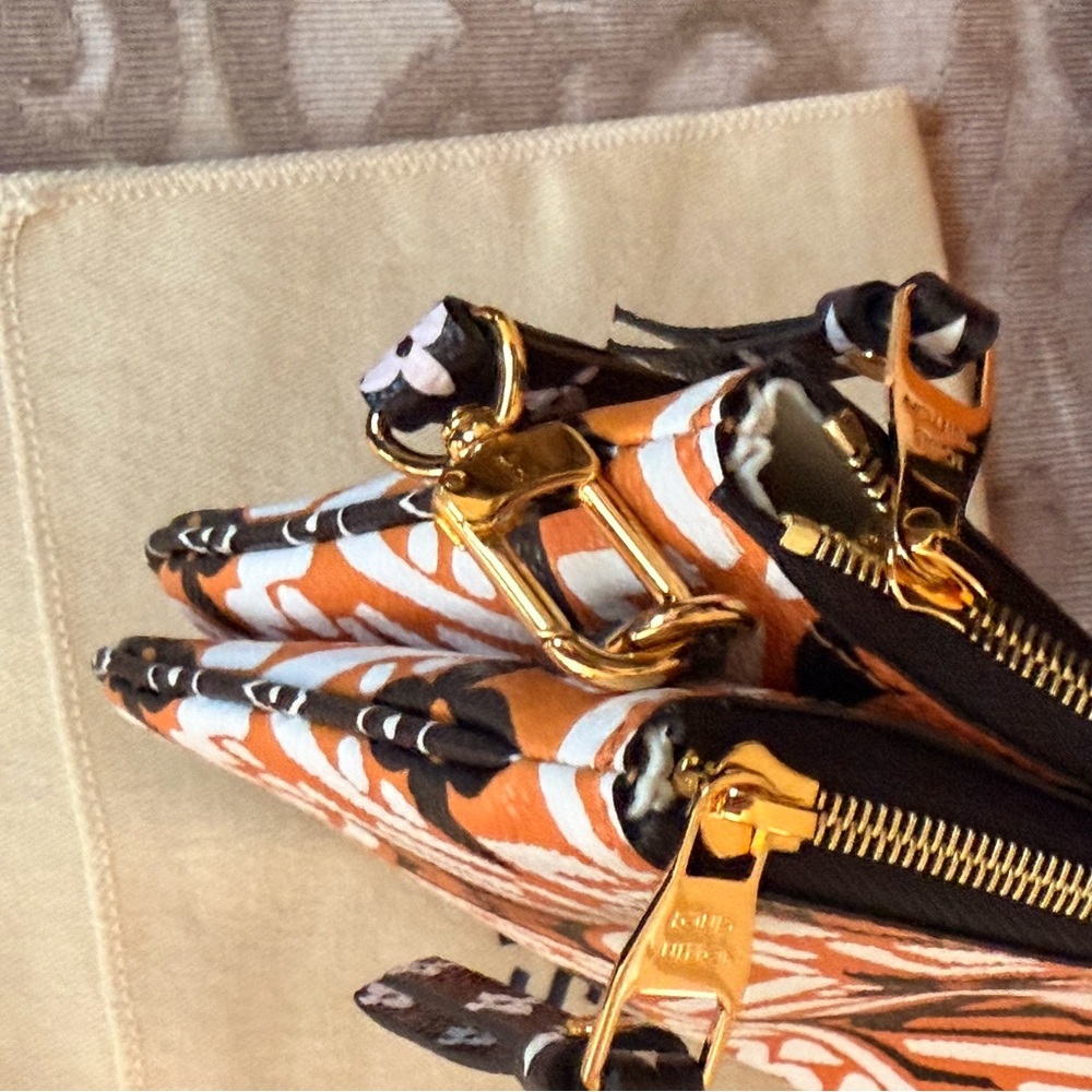 Louis Vuitton Crafty Double Zip Pouchette Crossbody Bag - Picture 5 of 16